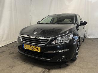 damaged passenger cars Peugeot 308 308 (L3/L8/LB/LH/LP) Hatchback 5-drs 1.6 BlueHDi 120 (DV6FC(BHZ)) [88k=
W]  (11-2013/06-2021) 2015/6