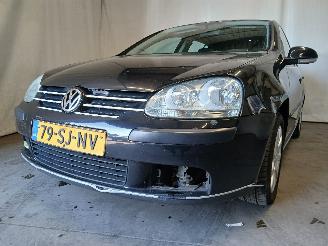 damaged passenger cars Volkswagen Golf Golf V (1K1) Hatchback 1.6 FSI 16V (BLF(Euro 4)) [85kW]  (10-2003/07-2=
008) 2006/1