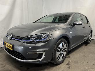 Volkswagen Golf Golf VII (AUA) Hatchback e-Golf (EAZA) [100kW]  (12-2016/01-2021) picture 3