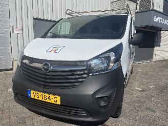 Voiture accidenté Opel Vivaro Vivaro Van 1.6 CDTI BiTurbo 120 (R9M-450(R9M-D4)) [88kW]  (06-2014/12-=
2019) 2015/11