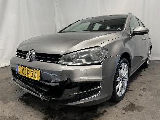 Unfallwagen Volkswagen Golf Golf VII Variant (AUVV) Combi 1.2 TSI BlueMotion 16V (CJZA) [77kW]  (0=
4-2013/12-2020) 2014/8