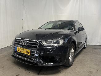occasion passenger cars Audi A3 A3 Sportback (8VA/8VF) Hatchback 5-drs 1.6 TDI Ultra 16V (CRKB(Euro 5)=
) [81kW]  (09-2013/10-2020) 2013/12