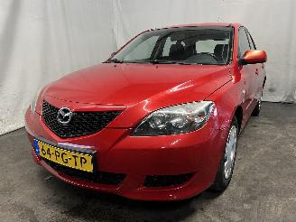 uszkodzony samochody osobowe Mazda 3 3 Sport (BK) Hatchback 1.6i 16V (Z601) [77kW]  (10-2003/06-2009) 2004/6