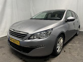 Avarii autoturisme Peugeot 308 308 SW (L4/L9/LC/LJ/LR) Combi 5-drs 1.6 BlueHDi 120 (DV6FC(BHZ)) [88kW=
]  (03-2014/12-2021) 2015/12
