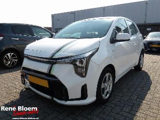 damaged passenger cars Kia Picanto 1.0 DPI DynamicLine 5-persoons 2025/5