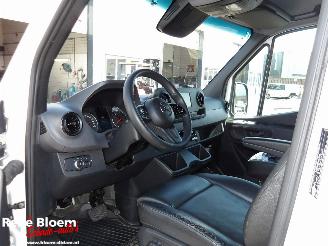 Mercedes Sprinter 317 1.9 CDI L4H3 170pk Aut picture 11