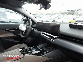 BMW 5-serie 530e picture 13