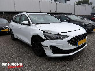 Ford Focus 1.0 Ecoboost Hybrid picture 5