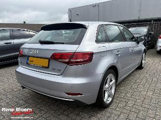 uszkodzony samochody osobowe Audi A3 SPORTBACK 30 TDI Advance 5drs Navi 2019/10