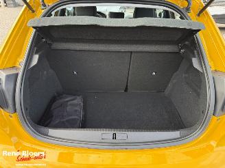 Peugeot 208 1.2 PureTech Active Pack picture 9