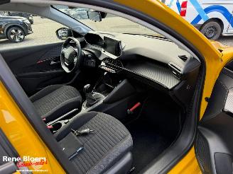 Peugeot 208 1.2 PureTech Active Pack picture 11