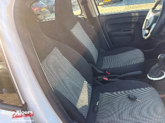 Renault Twingo 1.0 SCE Authentique 5drs picture 9