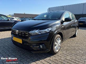 Vaurioauto  passenger cars Dacia Sandero 1.0 TCE 90 Comfort 2022/9
