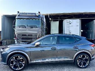 damaged passenger cars Cupra Formentor gereserveerd 1.4 TSI 245pk aut + f1 e-Hybrid Essential - nap - virtual - camera - keyless - front + line assist - stuurverw 2023/9