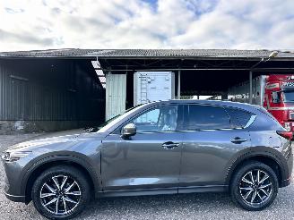 Damaged car Mazda CX-5 2.5 SkyActiv-G 194pk GT-M 4WD 2017/1