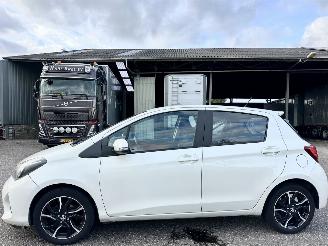 Unfallwagen Toyota Yaris 1.3 VVT-i Dynamic 2015/2