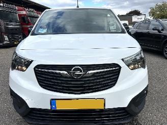 Opel Combo 1.5D 102pk 6-bak L2/H1 Edition - nap - 1e eig - 2x schuifdeur - klapdeuren - airco - cruise - pdc picture 4