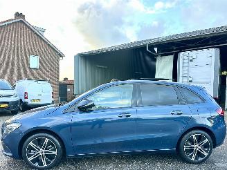Avarii autoturisme Mercedes B-klasse 250e 163pk aut + f1 Lux Line - pano - nap - 1e eig - widescreen - sfeerverl - leer - memory l+r 2023/3