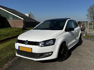 Schadeauto Volkswagen Polo 1.2 12V BlueMotion Trendline 2011/6