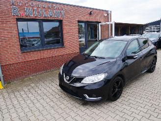 krockskadad bil auto Nissan Pulsar  2016/6
