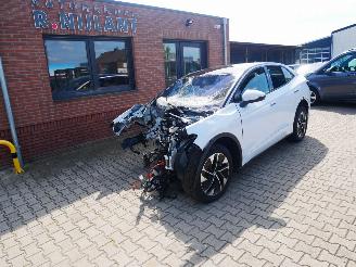 damaged passenger cars Volkswagen ID.5 PRO 2025/3