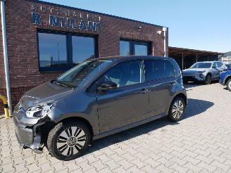 Damaged car Volkswagen Up! E-up! STYLE 2022/12