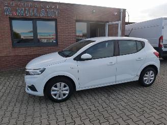 Vaurioauto  passenger cars Dacia Sandero EXPRESSION LED 2024/3