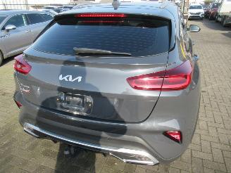 Schadeauto Kia Xceed 1.0T-GDI 32.459km!! Airco Navi Camera CruiseControl.... 2024/6