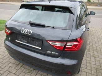 krockskadad bil auto Audi A1 25TFSi SportBack 29.274km!! VirtualCockpit Airco FrontAssist CruiseControl Pdc Android-Auto Navi-Voorbereid 2023/12