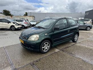 Damaged car Toyota Yaris 1.0 16v  VVT-i Sol 1999/10