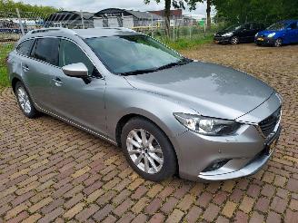 Coche accidentado Mazda 6 2.2 D Sky Line AUTOMAAT + Apk 2014/9