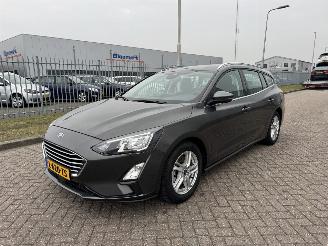 Voiture accidenté Ford Focus 1.0 EcoBoost 74Kw 2021/8