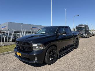 Schade bestelwagen Dodge Ram 1500  5.7 V8 Quad Cab 6\\\'4  LPG 2015/6