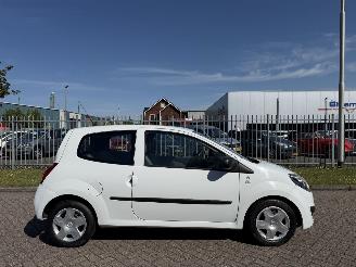 Renault Twingo 1.2 43kw Acces picture 6