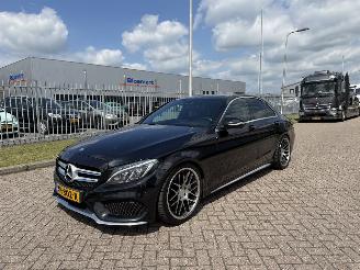 krockskadad bil auto Mercedes C-klasse C220 CDI 2014/3