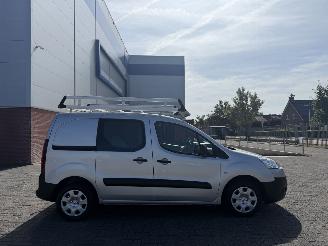 dañado vehículos comerciales Peugeot Partner 1.6 HDI 66kw AIRCO 2015/2
