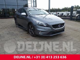 disassembly passenger cars Volvo V-40 V40 (MV), Hatchback 5-drs, 2012 / 2019 2.0 D4 16V 2014/10