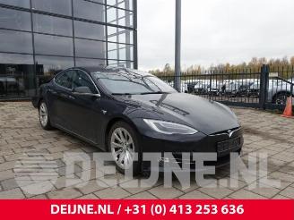 Vrakbiler auto Tesla Model S Model S, Liftback, 2012 / 2026 75D 2017/6