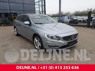 Purkuautot passenger cars Volvo V-60 V60 I (FW/GW), Combi, 2010 / 2018 2.4 D6 20V Plug-in Hybrid AWD 2013/12