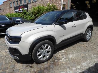 Coche accidentado Jeep Avenger Altitude Mild-Hybrid 2026/4