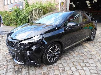 Avarii autoturisme Renault Clio V Techno 2024/1