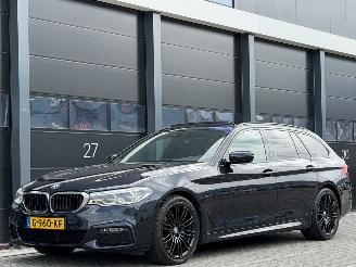 occasion passenger cars BMW 5-serie 520d M-Pakket Harman-Kardon Pano 2019/10