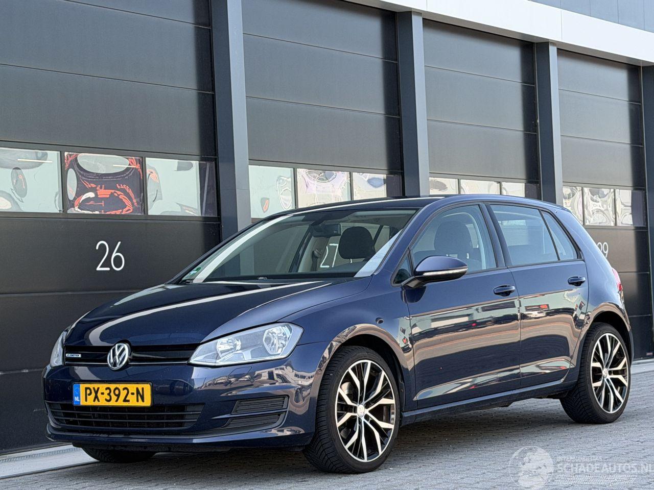 Volkswagen Golf 1.6 TDI Clima PDC Euro-6