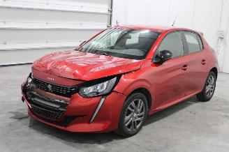 Damaged car Peugeot 208  2022/6