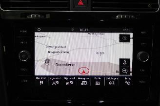Volkswagen Golf  picture 14