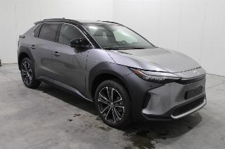 Toyota bZ4X  picture 2