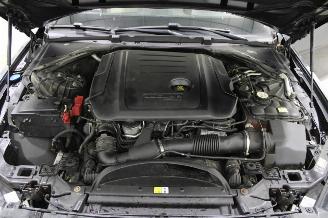 Jaguar XE  picture 12