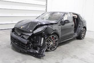 rozbiórka samochody osobowe Porsche Cayenne  2025/2