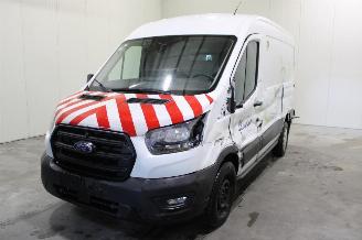 skadebil auto Ford Transit  2023/8