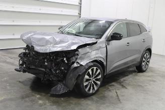 Voiture accidenté Renault Austral  2023/9